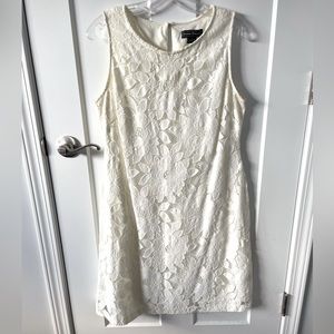 Jessica Howard White Lace Dress